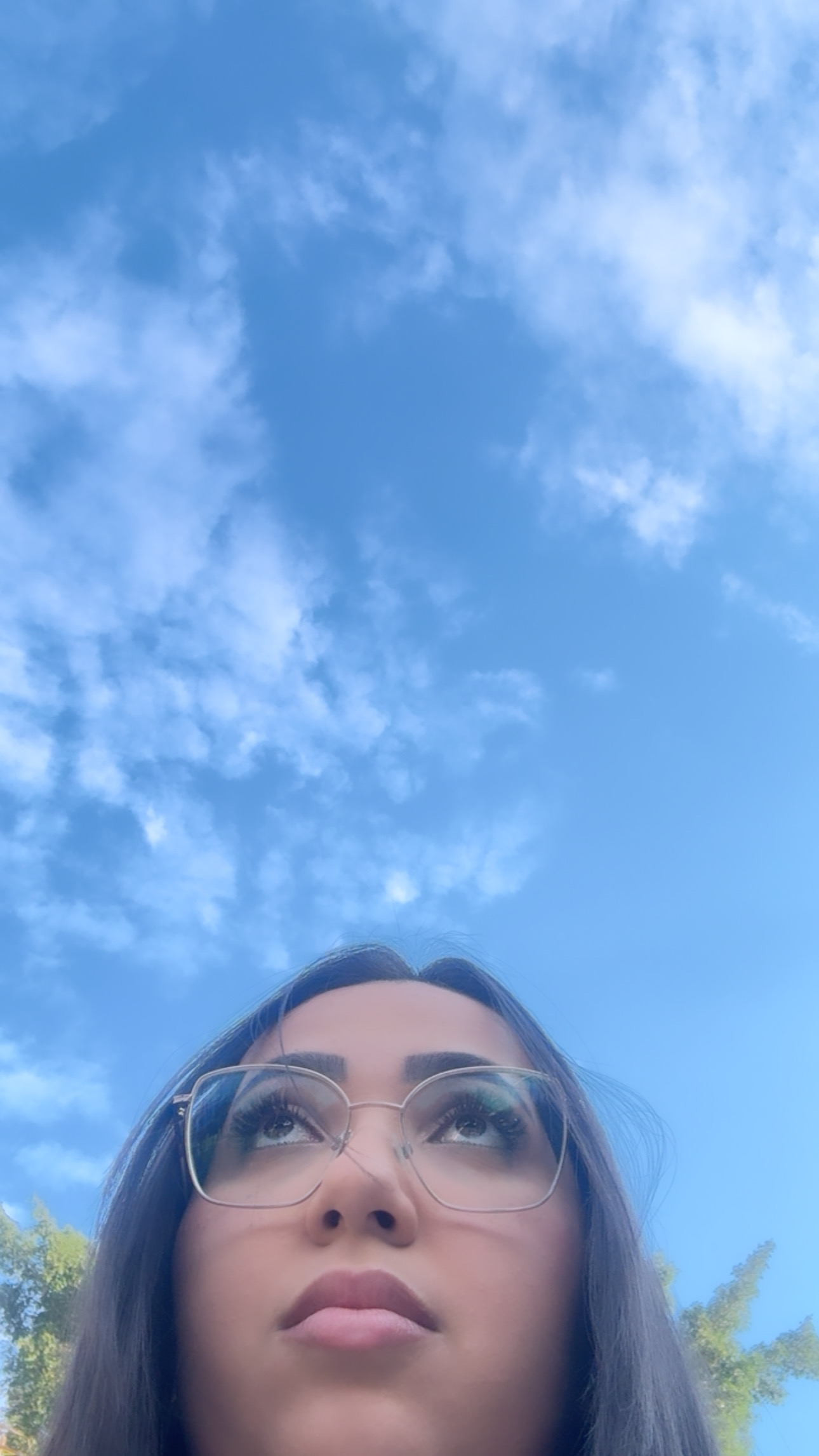 Capa de Isabella Lais de Oliveira