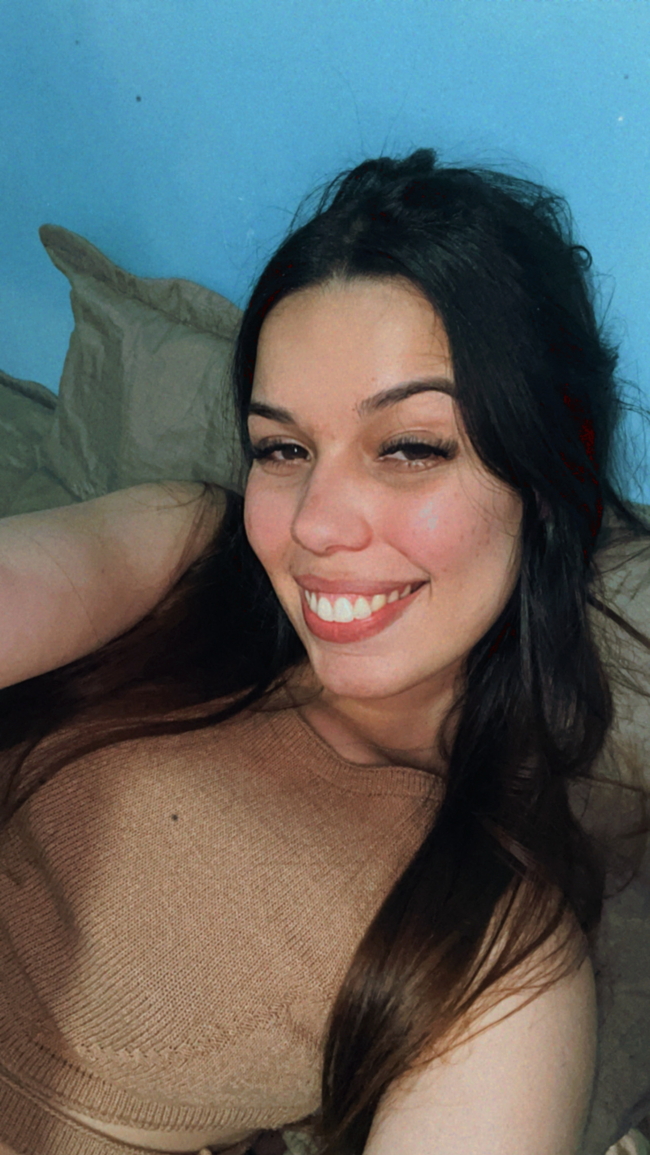 Capa de Anielly Ferreira Leme Pinoz